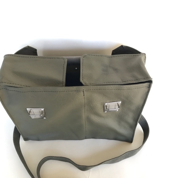 Vintage Swiss Army Messenger Bag - Picture 5 of 6